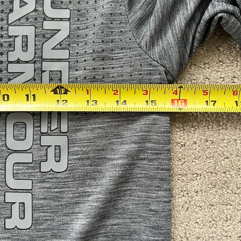 Boy’s Under Armour long sleeve top size YMD - Picture 6 of 7